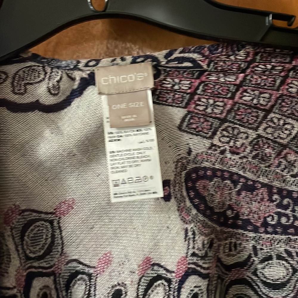Wrap - Picture 3 of 6